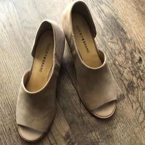 🍀🍀 LUCKY BRAND HEELED BOOTIE SIZE 8.5 MEDIUM NEW WITHOUT BOX 🍀🍀🍀